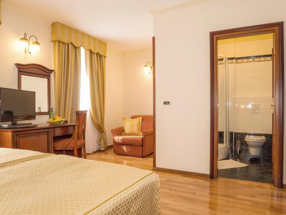 Hotel Savoy Opatija Exterior photo